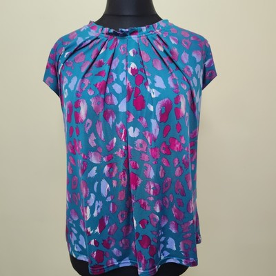 J aime La Vie blue pink abstract top Ladies Size 12 pleated short sleeves