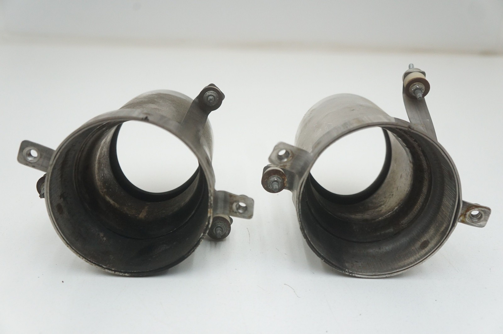 Set Rear Left Right Exhaust Muffler Tail Pipe Tip OEM Aston Martin V8 Vantage 08