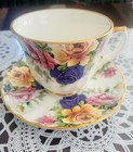 VINTAGE  GOLDEN CROWN TRENT ENGLISH FINE BONE CHINA ROSE BOUQUET TEACUP SAUCER — photo 1
