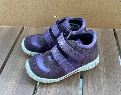 * ECCO *  wunderschöne Halbschuhe Sneaker für  Mädchen Gr. 22 neuwertig