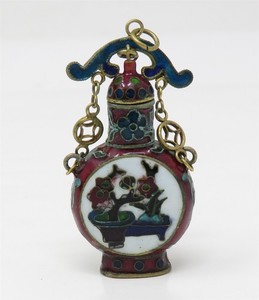 NYJEWEL Cloisonné Chinese Enamel Perfume Bottle Pendant 1960s