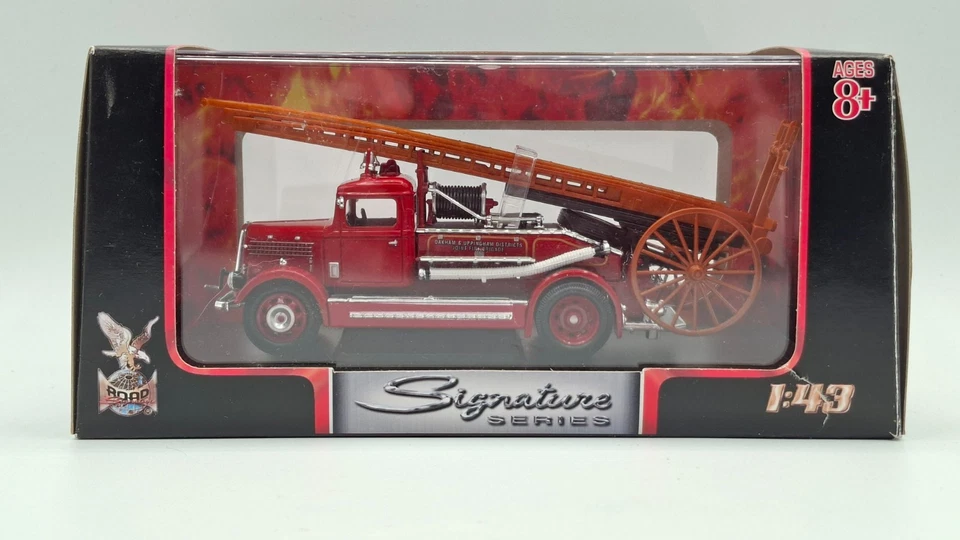 1938 Dennis Light Four Fire Engine Road Signature Series 1/43 Scale Yat Ming — 第 2/4 张图片
