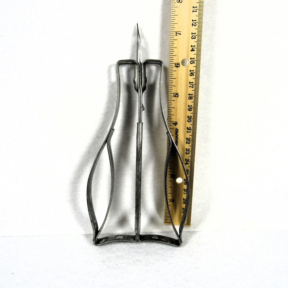 Betsy Ross Rug Shuttle Needle # 5 for Yarn & Narrow Rags Vintage 1913 - Image 2 of 4