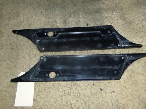OEM 1993-2013 HARLEY DAVIDSON SADDLEBAG LATCH COVER SET 90200421 - Picture 4 of 6