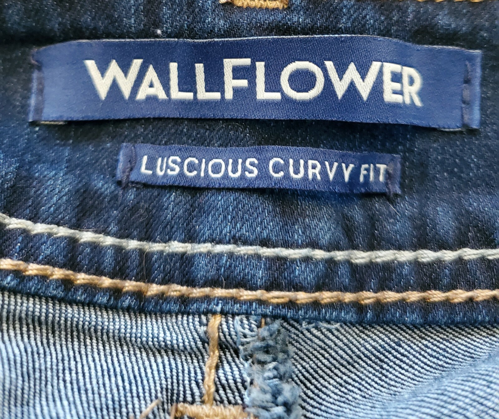 WallFlower Jeans Betsy Pure купить в 
