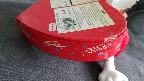 M&M's Galerie Valentines Red Plush Character Stuffed Toy w/ Heart Shape Box New - Picture 14 of 19