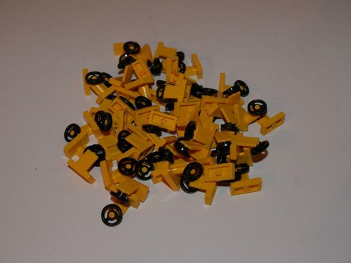 Lego 54 Stück Konsole mit Lenkrad Steuerrad Auto gelb 3829c01