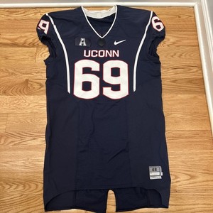 Blue Nike UCONN Huskies Game Used Football Jersey #69 Men's size 48