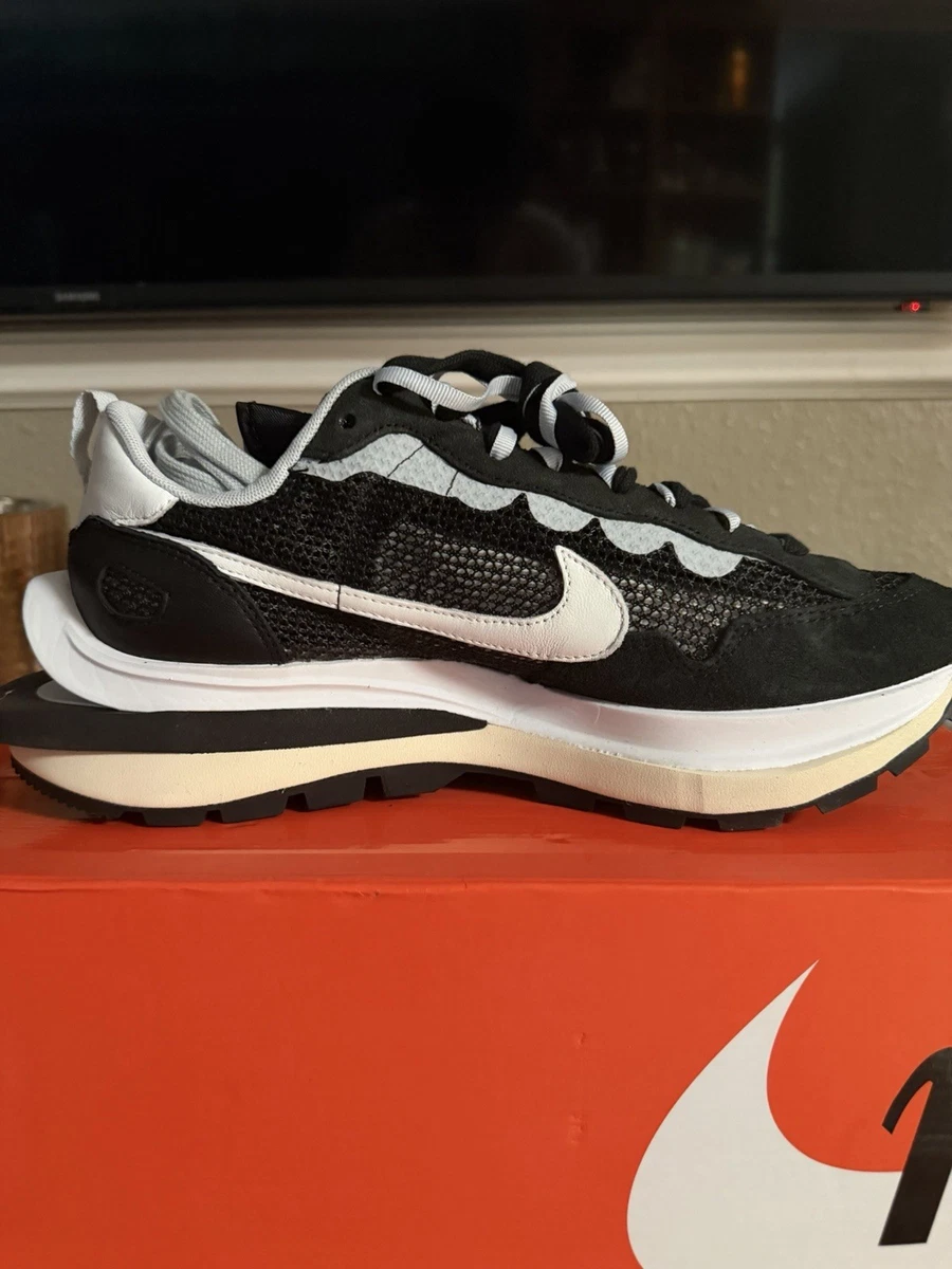 Las mejores ofertas en Nike sacai x VaporWaffle Black White | eBay