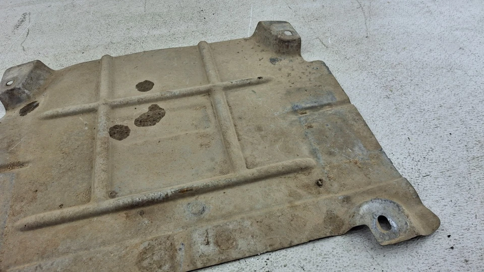 Ford Fusion 2013-2020 motor delantero protector contra salpicaduras inferior deflector OEM Foto 3 de 4