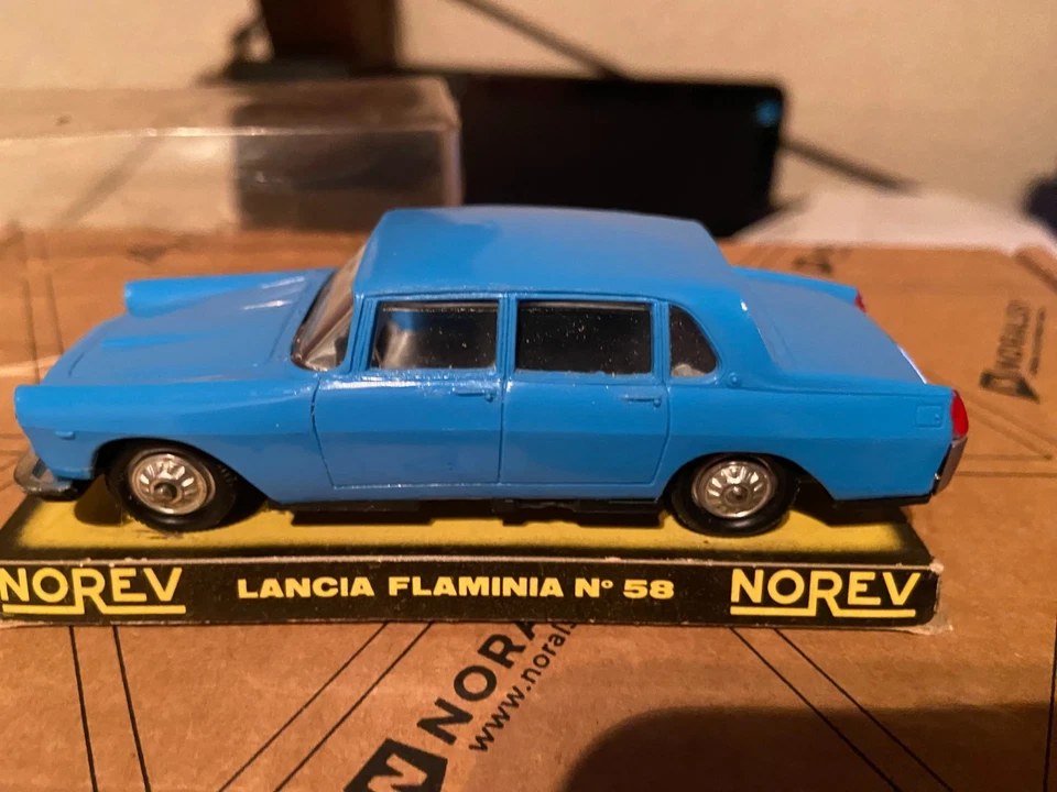 NOREV PLASTQUE ANCIENNE LANCIA FLAMINIA N°58- ÉCHELLE 1/43 IDEM PAYA - Photo 3/4