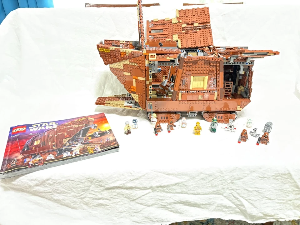 LEGO 75059 Star Wars Sandcrawler - 100% complete w/ manual, minifigs - Image 3 of 4