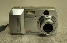 Olympus Camedia D-595 Zoom 5MP Digital Camera 6.3-18.9mm Lens Tested