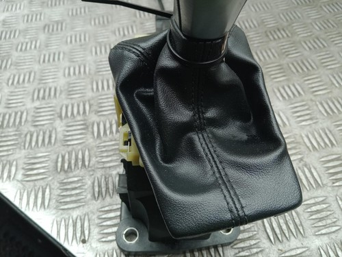 VOLVO V40 GEAR SHIFTER SELECTOR AUTOMATIC 31367484 MK3 2012 - 2020 - Picture 5 of 12