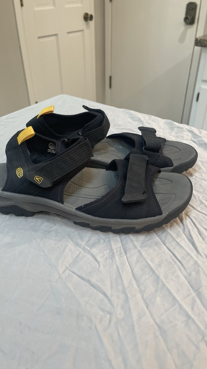 Keen Mens Size 13 Targhee III Open Toe H2 Black Yellow 