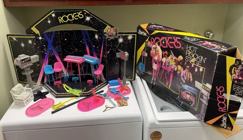 Vintage 1985 Barbie & The Rockers Hot Rockin Stage Display Playset in Box AS IS