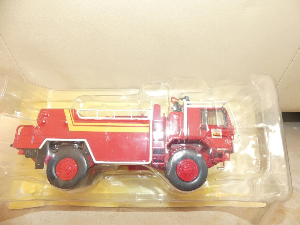 CAMION POMPIERS N°048 BRIMONT APACHE SDIS de l'Aude IXO PRESSE 1:43 - Photo 1/1