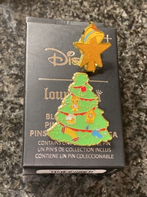Pinocchio Loungefly Disney Christmas Tree & Tree Star Blind  display picture 1