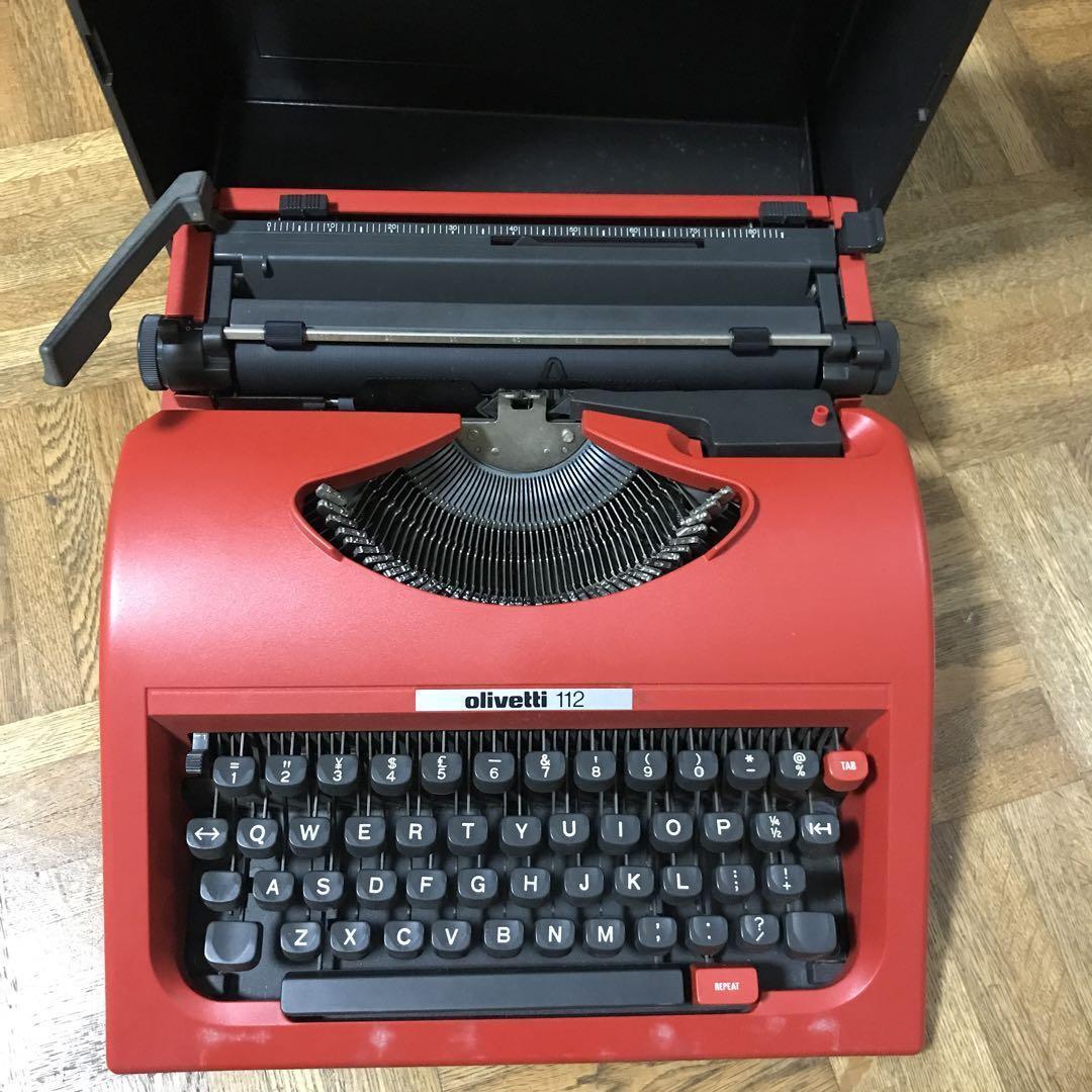 Olivetti Lettera Red Covered Typewriter Olivetti 112 Retro Olivetti Lettera Red Covered Typewriter Olivetti 112 Retro