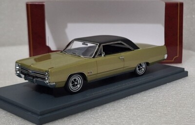Plymouth Sport Fury 2-Door HT 1968 1:43 Neo 44703 American