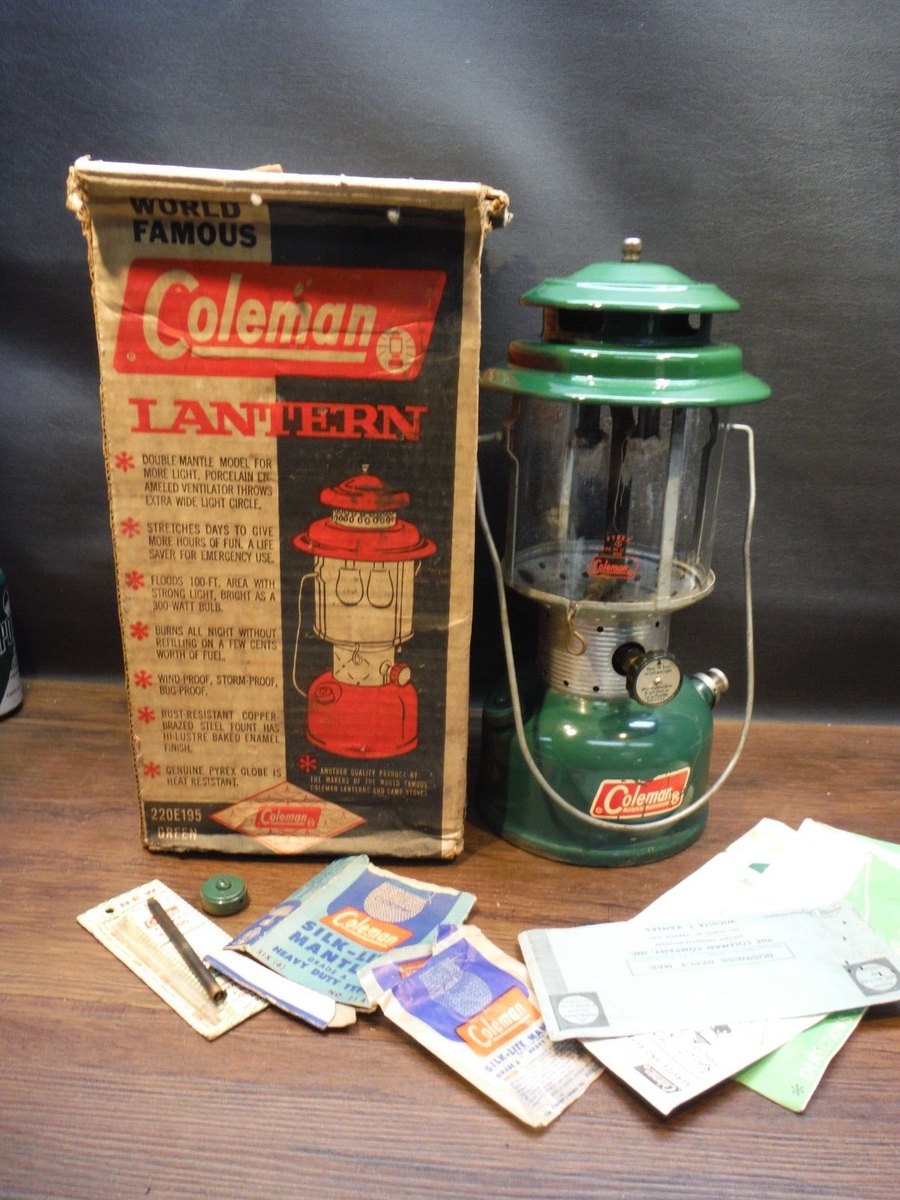 Vintage 1965 Coleman 220F 195 green camp lantern original 220E box