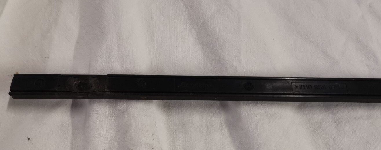 VW T5 Multivan Reading Coil for Electric Sliding Door Upper Left 7H0959975B