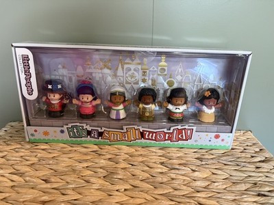 NEW Little People Collector Disney It s a Small World Special Edition