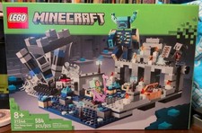 LEGO 21246 The Deep Dark Battle Set Parts List