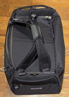Osprey Daylite Duffle Backpack 45 L - travel bag hiking gym BLACK new w/out tags