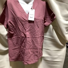 Mandala Scrubs Women Mandarin 1-Pocket Top Size Large Color Mauve NWT