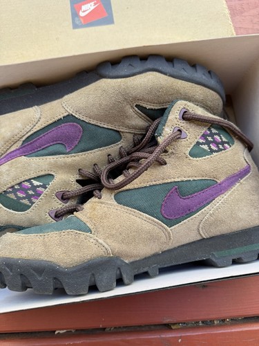 Vintage Nike Caldera Mid II 90s Suede Hiking Boots Womens Size 8 Mulberry Sandle - Picture 2 of 11