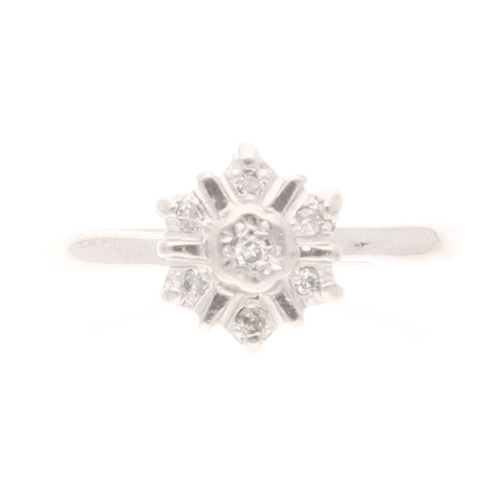 Vintage 9Carat White Gold 0.05ct Diamond Daisy Cluster Ring (Size L) 8x9mm Head