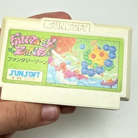 Fantasy Zone (Famicom NES) Japan import US Seller - Tested