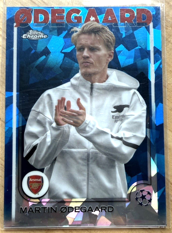Martin Odegaard Image Variation 2024-25 Topps Chrome Sapphire UEFA Soccer