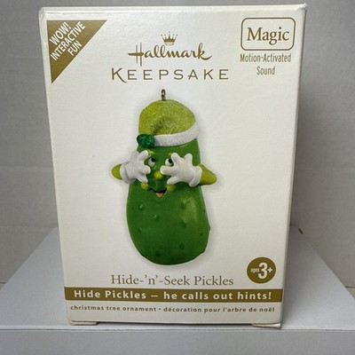 Hallmark Hide N Seek Pickles Interactive  Christmas Ornament Magic 2011 Tested