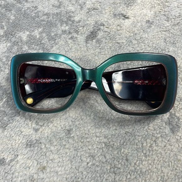 Chanel Acetate Quilted CC Glasses Frames Amber Brown Color Change Green Rim Chanel Eyeglasses Frames 3232-Q c.574 Tortoise Brown Patent  main image 3