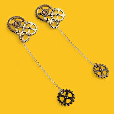 BRASSY STEAMPUNK GEARS EARRINGS chain dangle cogs industrial bronze studs Z6