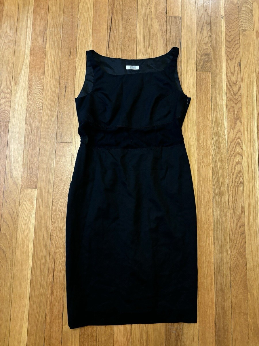 ワンピース Moschino 'SmileyR' wool dress Moschino 'smiley®' wool dress available on julian-fashion