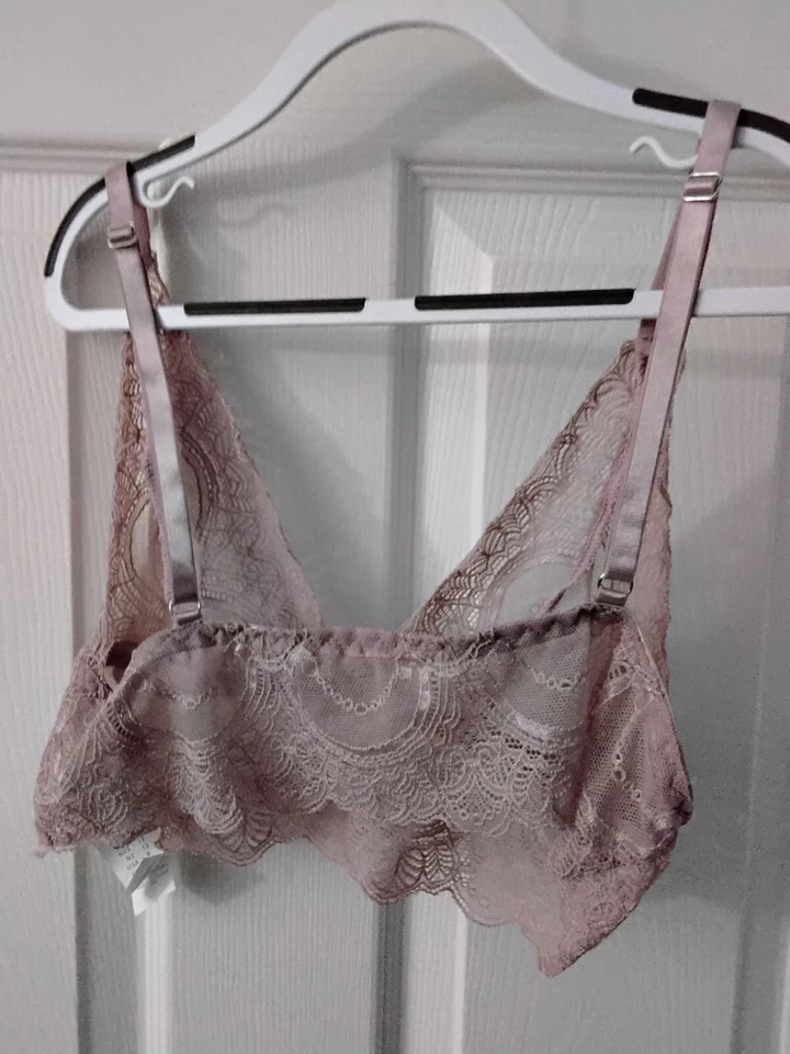 Sujetador de encaje Boohoo talla 12 Foto 2 de 3