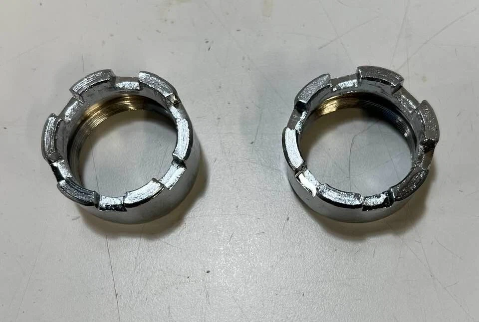 Par de guardianes de brida de escape Yamaha NOS RD60 RD85 RD200 YG1 YCS YG Foto 2 de 4