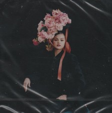 SELENA GOMEZ - REVELACION - NEW & SEALED CD!!