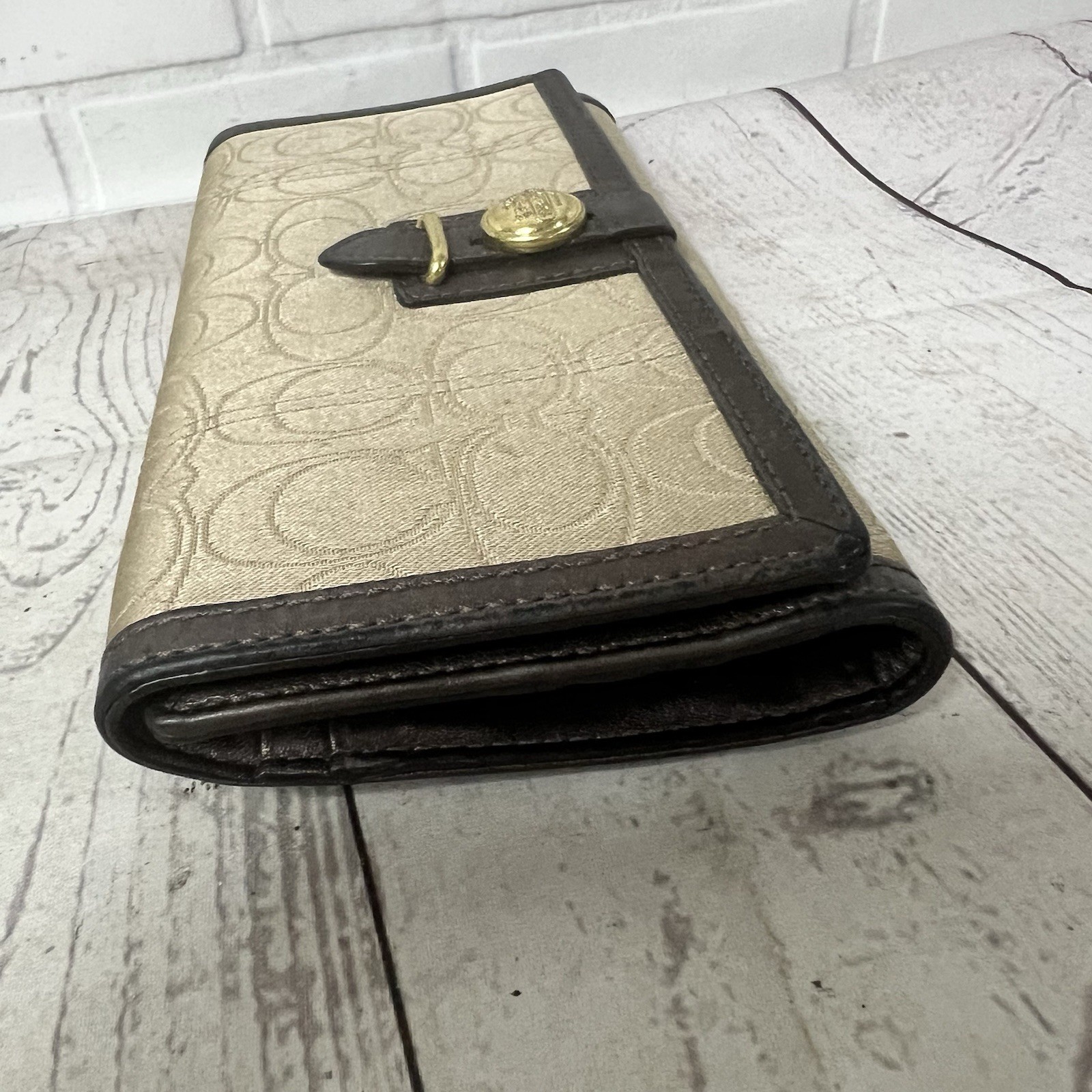 Coach New York Jacquard Patent Leather Trim Khaki Logo Tri Fold Wallet Checkbook thumbnail 6