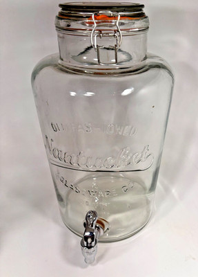 Vintage Old Fashioned Nantucket Glassware Co. Clear Glass Dispenser 2.0 Gallons