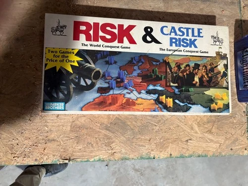 Risk and Castle Risk Board Game 1990 - Vintage 2 In 1 Parker Brothers - Complete