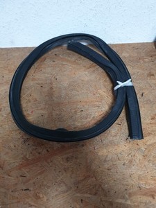 Dichtung MOTORHAUBE OPEL OMEGA B