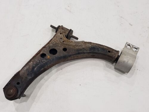 2018 Chevrolet Cruze front right control arm - Picture 2 of 3