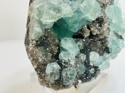 Fluorit, grüner Fluorit, geätzter Fluorit - Calcit - Rauchquarz - 2,605 Kilogramm. - Bild 14 von 15