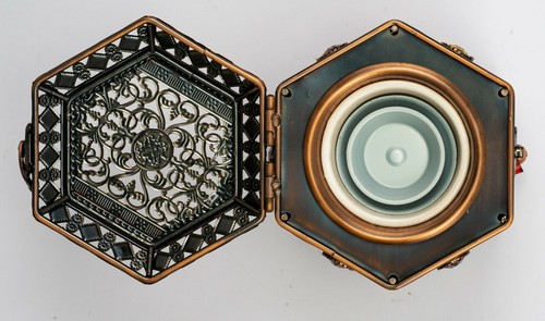 Electric Incense Burner with Regulator - Oud Frankincense Resin Burner - Copper - Picture 6 of 8