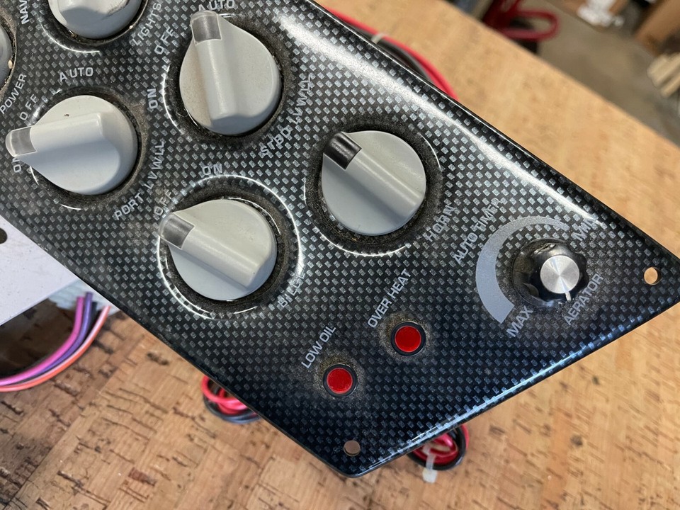 *NEW* Skeeter Rocker Switch & Fuse Dash Panel Assembly eBay