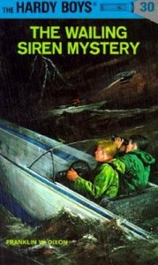 The Wailing Siren Mystery (Hardy Boys, No. 30) - Hardcover - GOOD